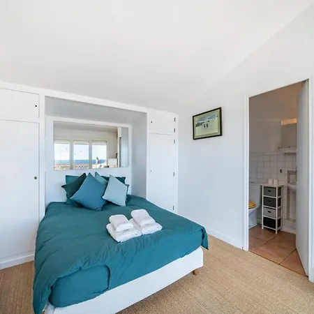 Tatil Evi Charming With Sea View