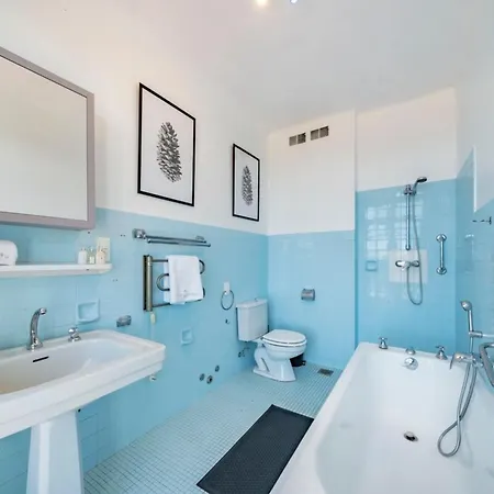 Charming With Sea View Tatil Evi *