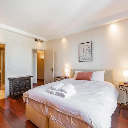 Charming With Sea View 펜션