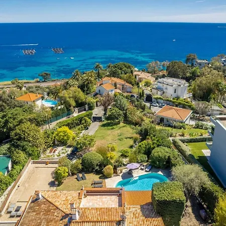 Charming With Sea View Nyaraló Vallauris