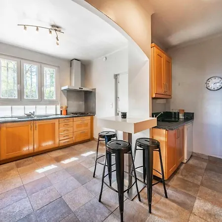 Charming With Sea View Holiday home
